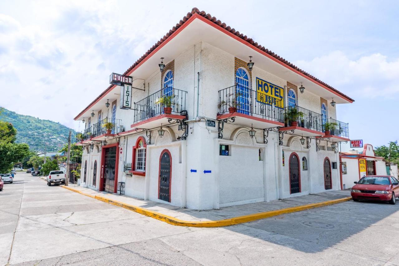 Hotel Isis Zihuatanejo Exterior photo